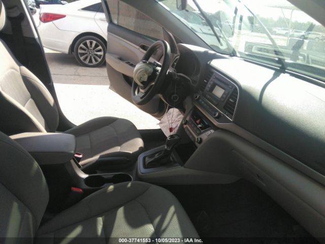 Photo 4 VIN: 5NPD74LF0JH345599 - HYUNDAI ELANTRA 