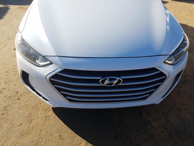 Photo 8 VIN: 5NPD74LF0JH353556 - HYUNDAI ELANTRA 