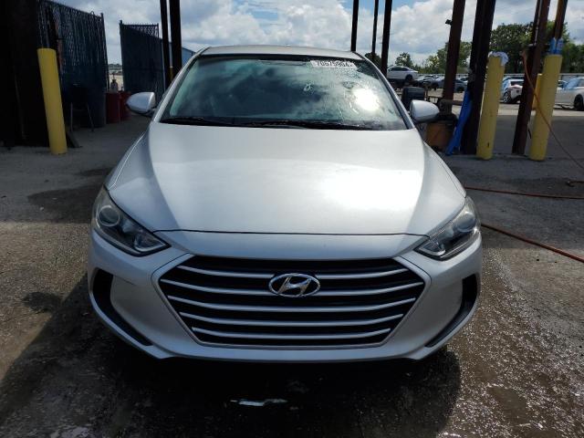 Photo 4 VIN: 5NPD74LF0JH391207 - HYUNDAI ELANTRA SE 