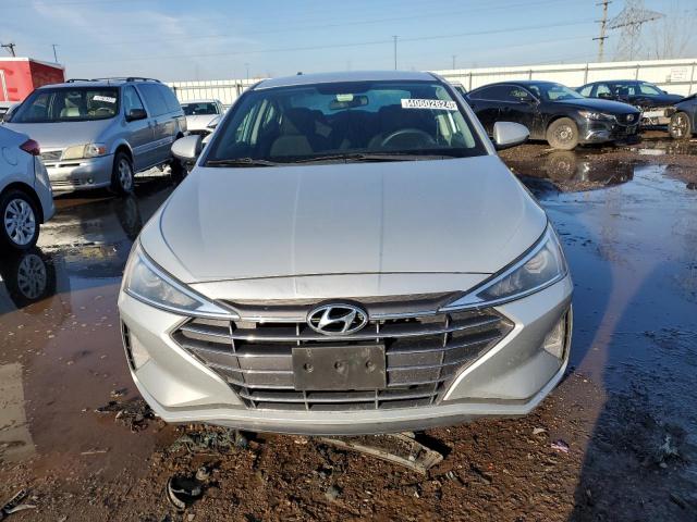 Photo 4 VIN: 5NPD74LF0KH406788 - HYUNDAI ELANTRA 