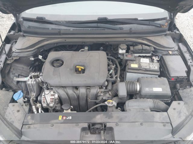 Photo 9 VIN: 5NPD74LF0KH411795 - HYUNDAI ELANTRA 