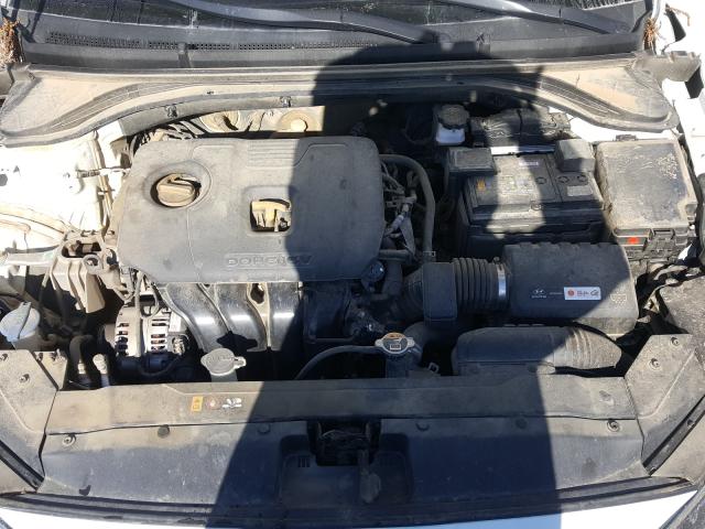 Photo 6 VIN: 5NPD74LF0KH422702 - HYUNDAI ELANTRA SE 