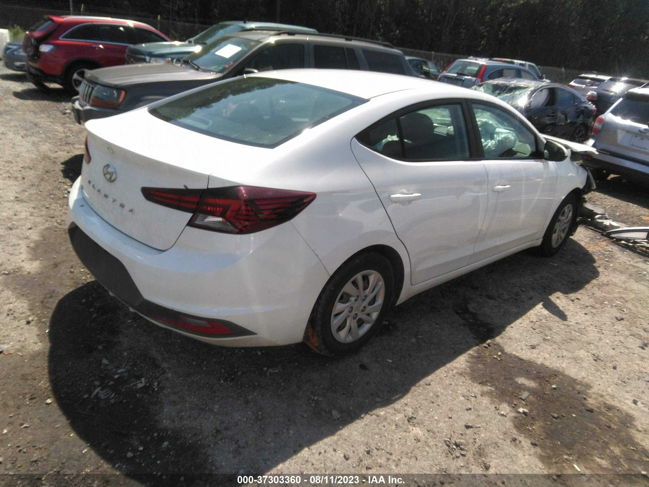 Photo 3 VIN: 5NPD74LF0KH423302 - HYUNDAI ELANTRA 