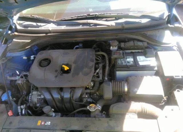 Photo 9 VIN: 5NPD74LF0KH425597 - HYUNDAI ELANTRA 