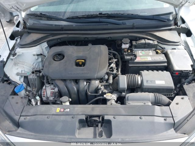 Photo 9 VIN: 5NPD74LF0KH442027 - HYUNDAI ELANTRA 