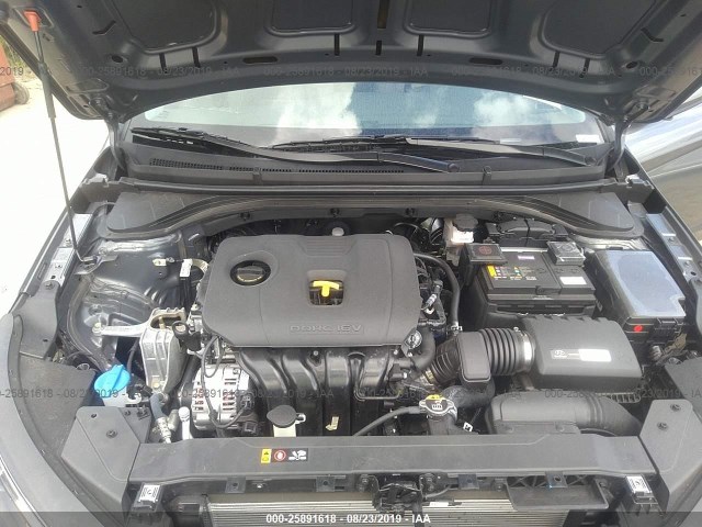 Photo 9 VIN: 5NPD74LF0KH486545 - HYUNDAI ELANTRA 