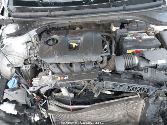 Photo 9 VIN: 5NPD74LF0KH493009 - HYUNDAI ELANTRA 