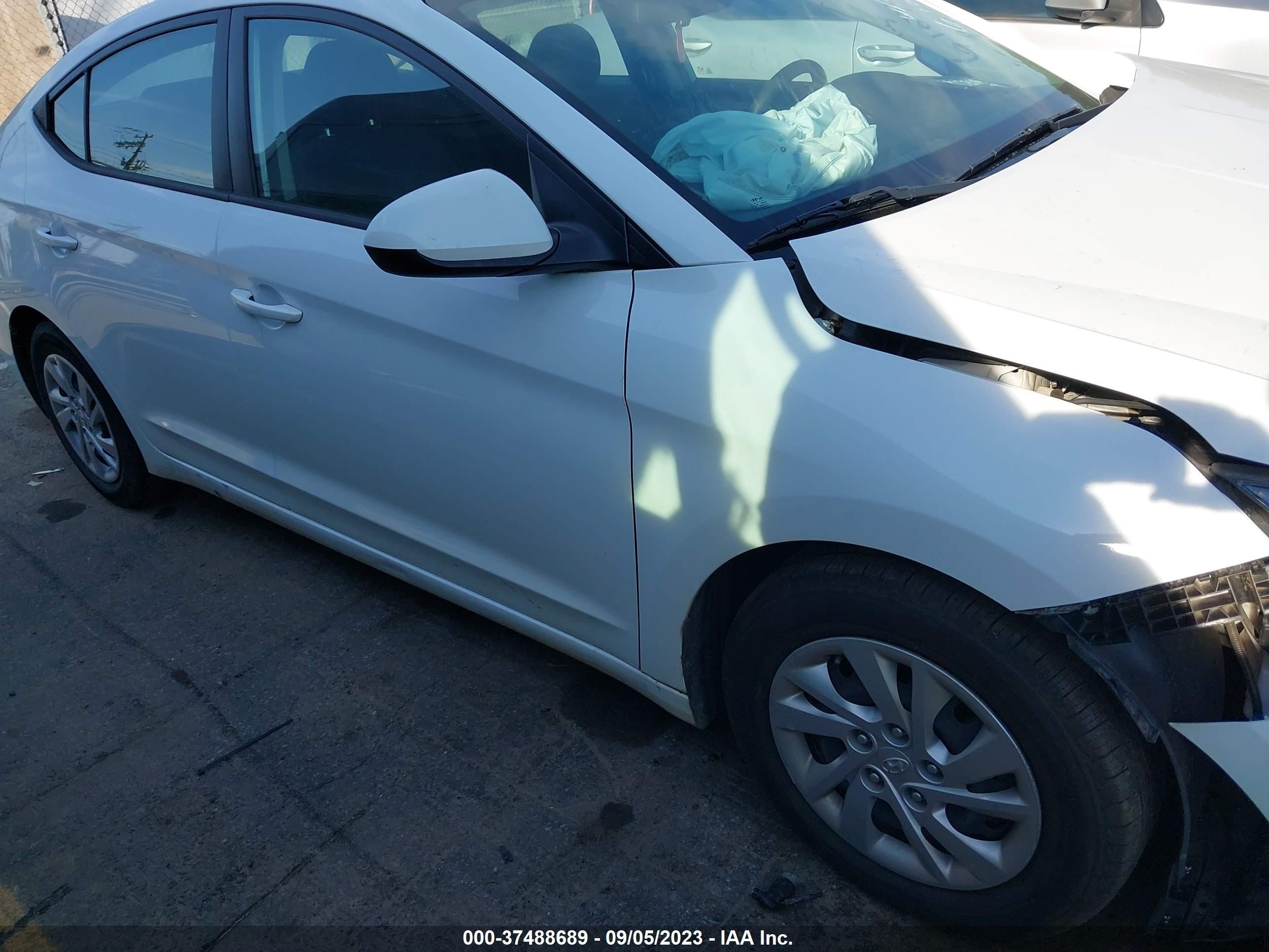 Photo 12 VIN: 5NPD74LF0LH610752 - HYUNDAI ELANTRA 