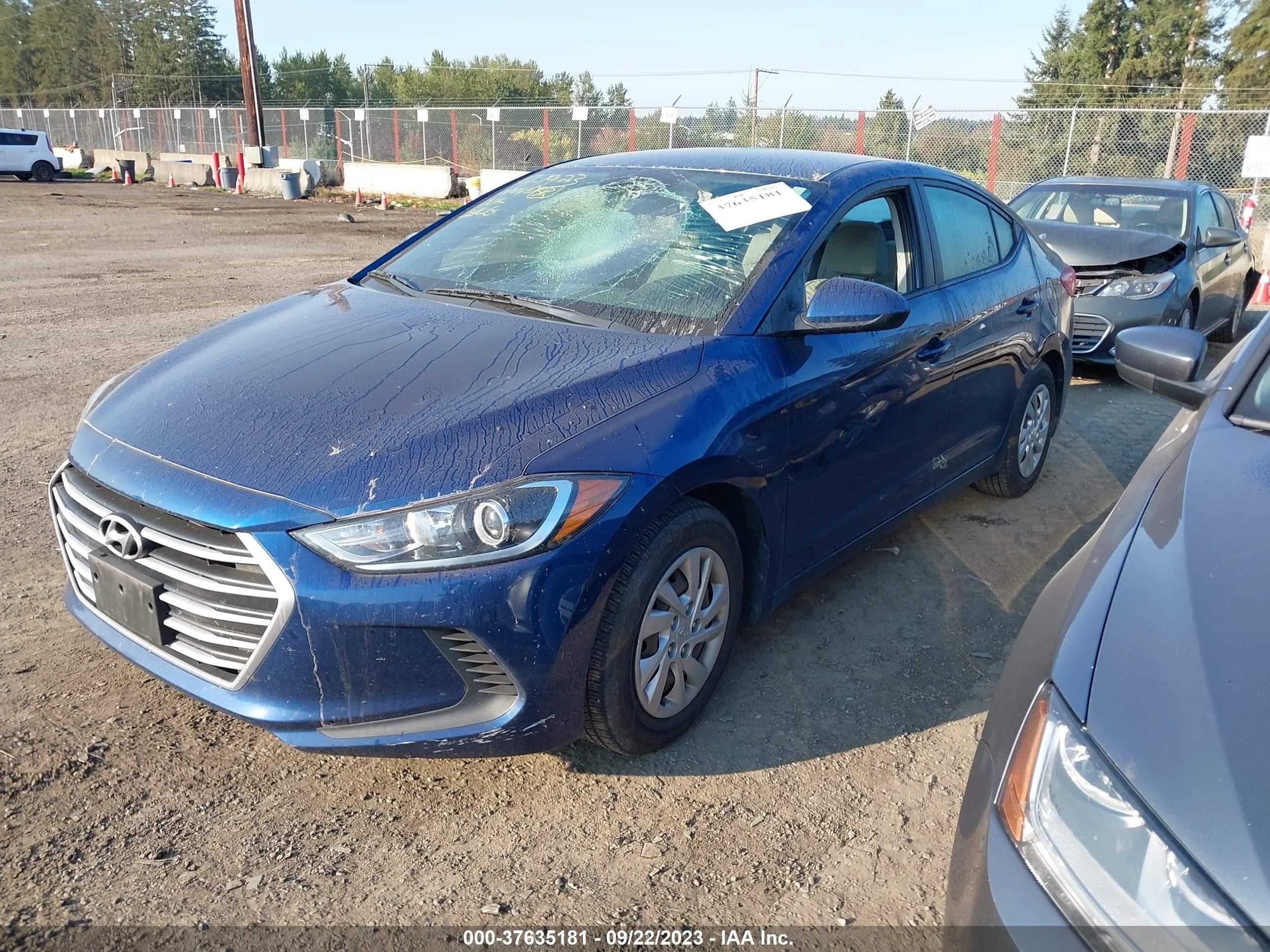 Photo 1 VIN: 5NPD74LF1HH070318 - HYUNDAI ELANTRA 