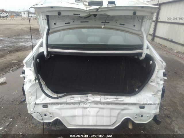 Photo 5 VIN: 5NPD74LF1HH073686 - HYUNDAI ELANTRA 