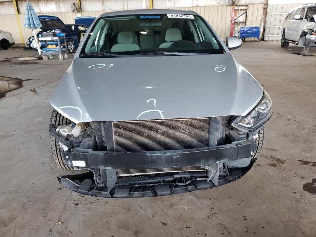 Photo 4 VIN: 5NPD74LF1HH089340 - HYUNDAI ELANTRA 