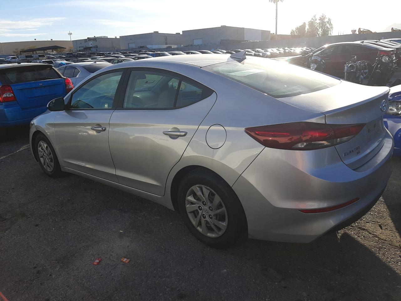 Photo 1 VIN: 5NPD74LF1HH092786 - HYUNDAI ELANTRA 