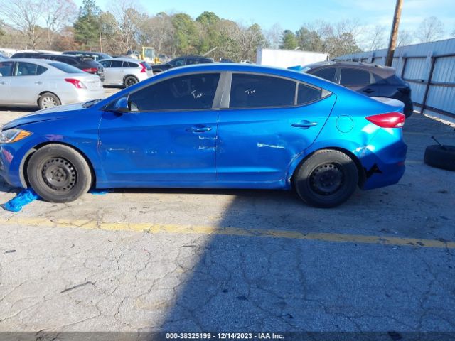 Photo 5 VIN: 5NPD74LF1HH104838 - HYUNDAI ELANTRA 