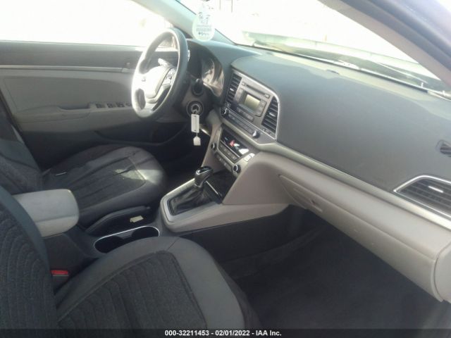 Photo 4 VIN: 5NPD74LF1HH112986 - HYUNDAI ELANTRA 