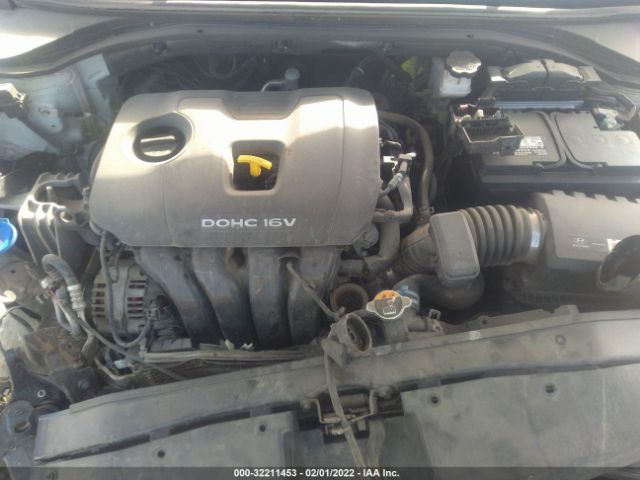 Photo 9 VIN: 5NPD74LF1HH112986 - HYUNDAI ELANTRA 