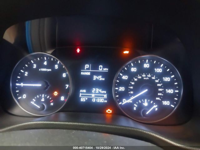 Photo 6 VIN: 5NPD74LF1HH113622 - HYUNDAI ELANTRA 