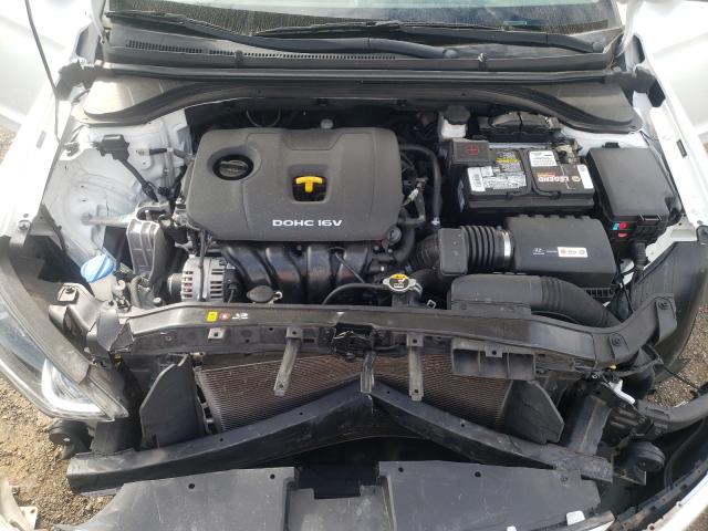 Photo 6 VIN: 5NPD74LF1HH141680 - HYUNDAI ELANTRA SE 