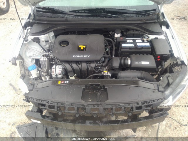 Photo 9 VIN: 5NPD74LF1HH143137 - HYUNDAI ELANTRA 