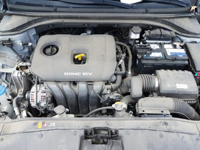 Photo 6 VIN: 5NPD74LF1HH143218 - HYUNDAI ELANTRA SE 