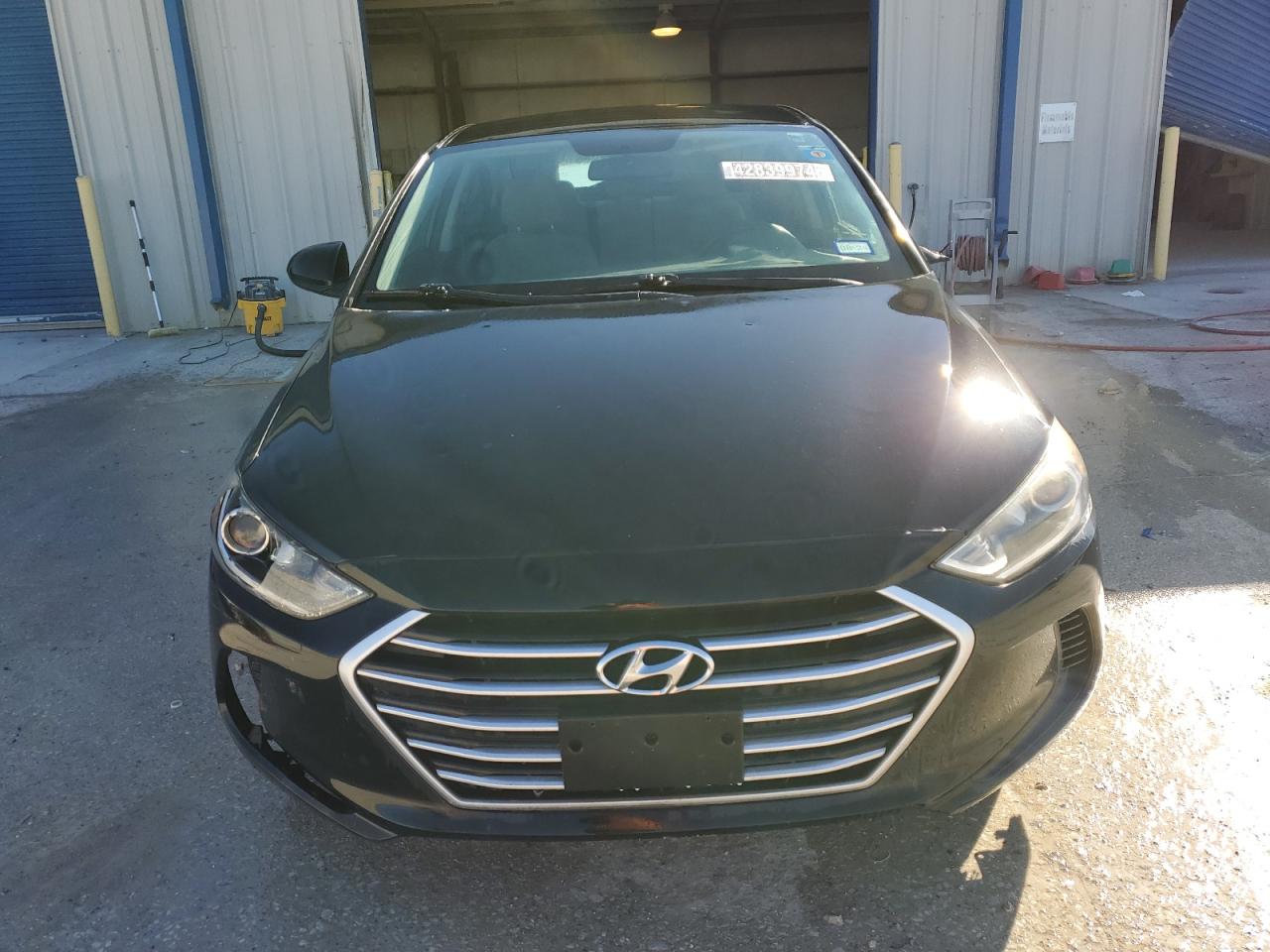 Photo 4 VIN: 5NPD74LF1HH148791 - HYUNDAI ELANTRA 