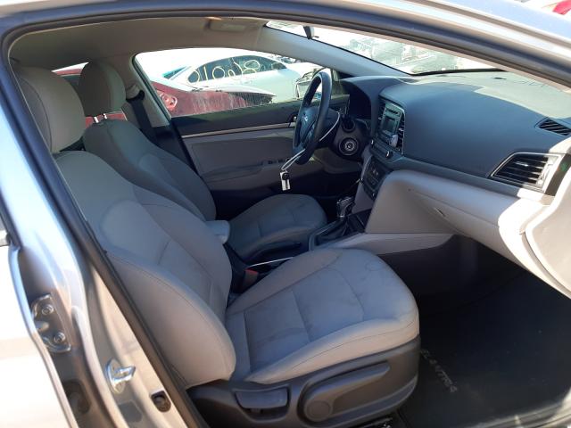 Photo 4 VIN: 5NPD74LF1HH153943 - HYUNDAI ELANTRA 