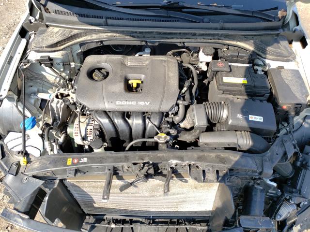 Photo 6 VIN: 5NPD74LF1HH155790 - HYUNDAI ELANTRA SE 