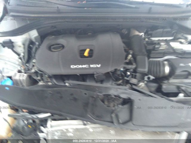 Photo 9 VIN: 5NPD74LF1HH176882 - HYUNDAI ELANTRA 