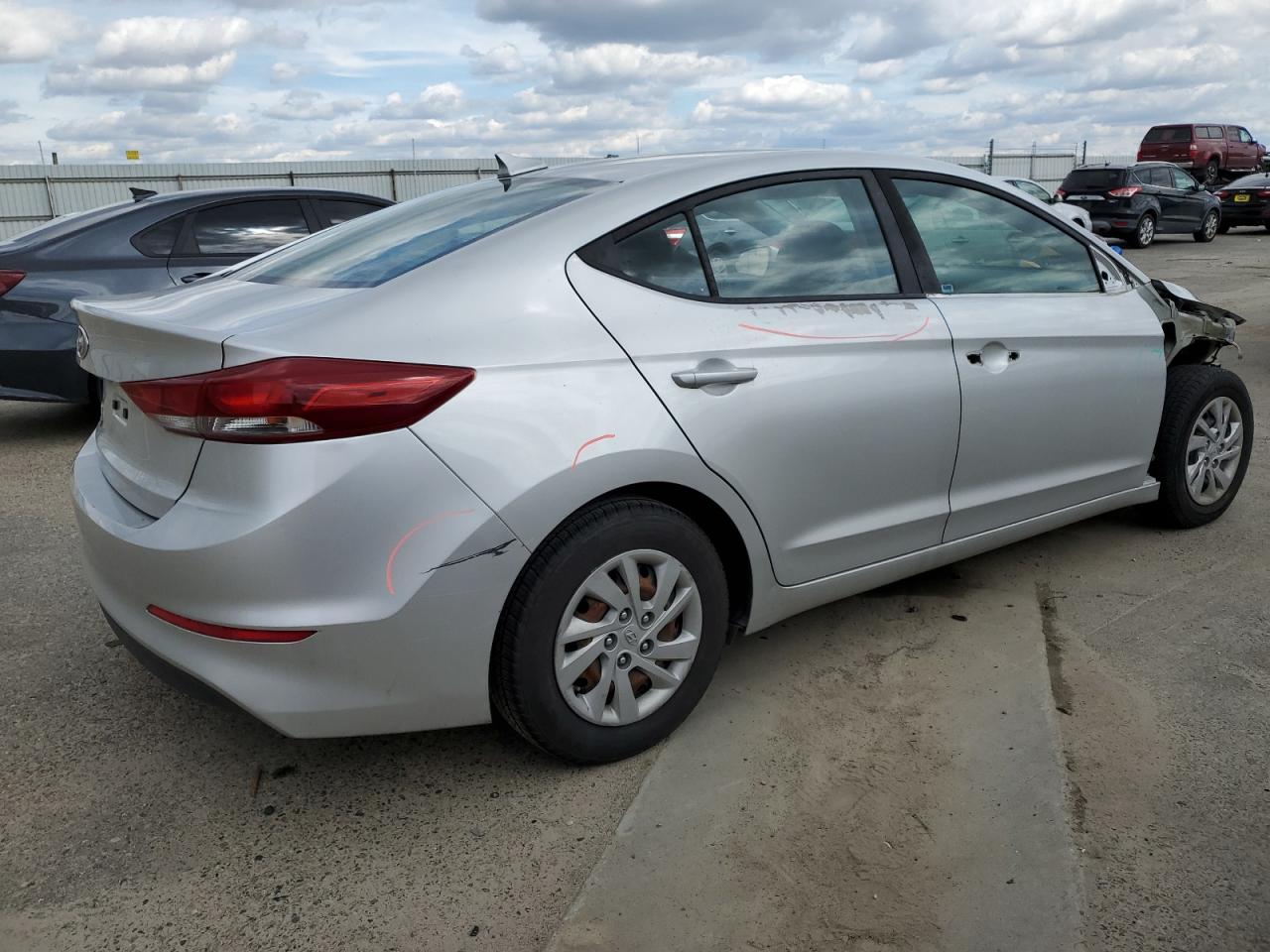 Photo 2 VIN: 5NPD74LF1HH193326 - HYUNDAI ELANTRA 