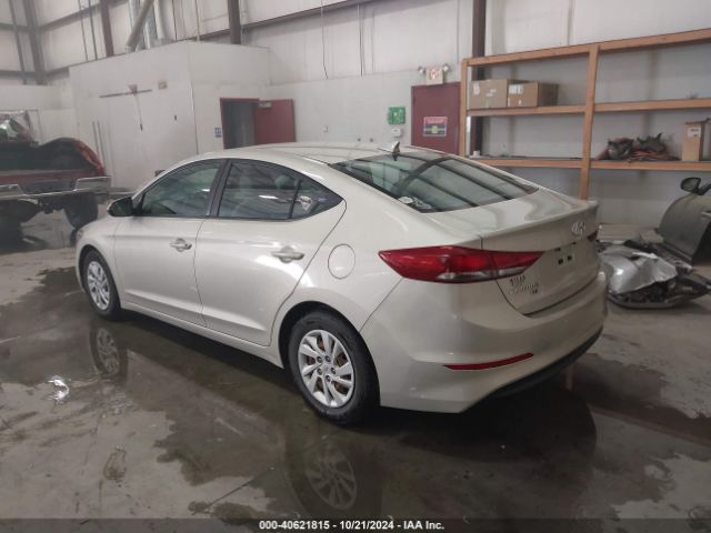 Photo 2 VIN: 5NPD74LF1HH195755 - HYUNDAI ELANTRA 