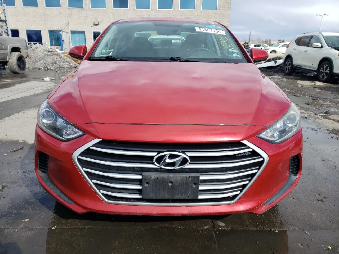 Photo 4 VIN: 5NPD74LF1HH201697 - HYUNDAI ELANTRA 