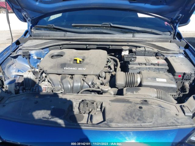 Photo 9 VIN: 5NPD74LF1HH202090 - HYUNDAI ELANTRA 