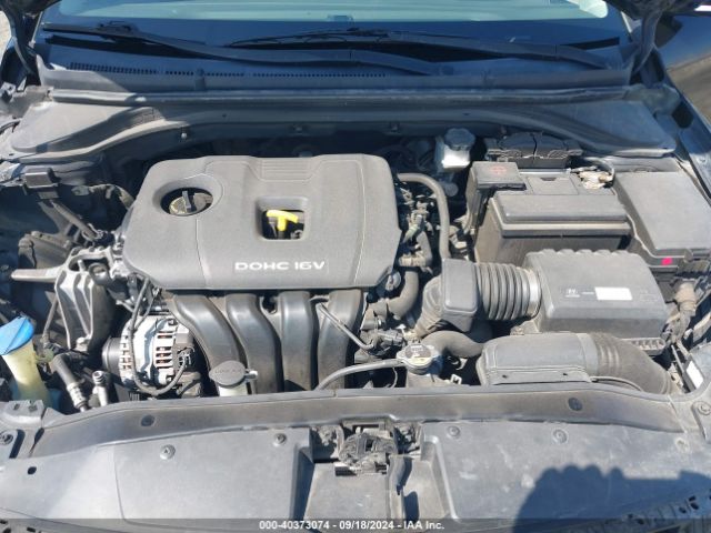 Photo 9 VIN: 5NPD74LF1HH202204 - HYUNDAI ELANTRA 