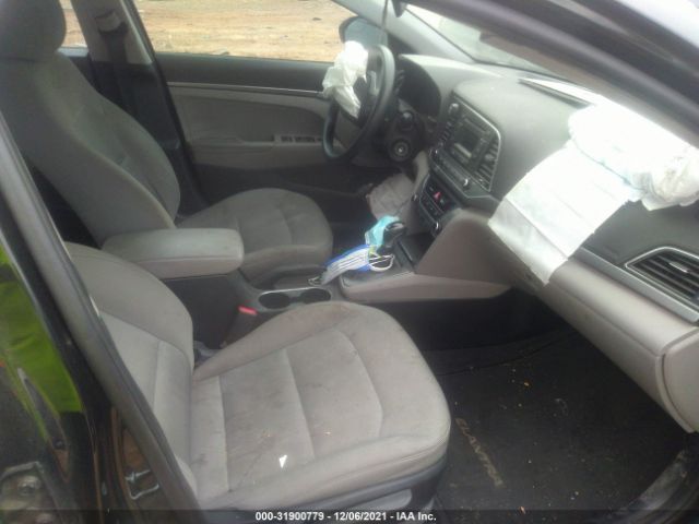 Photo 4 VIN: 5NPD74LF1JH290757 - HYUNDAI ELANTRA 