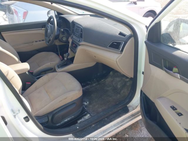 Photo 4 VIN: 5NPD74LF1JH308724 - HYUNDAI ELANTRA 