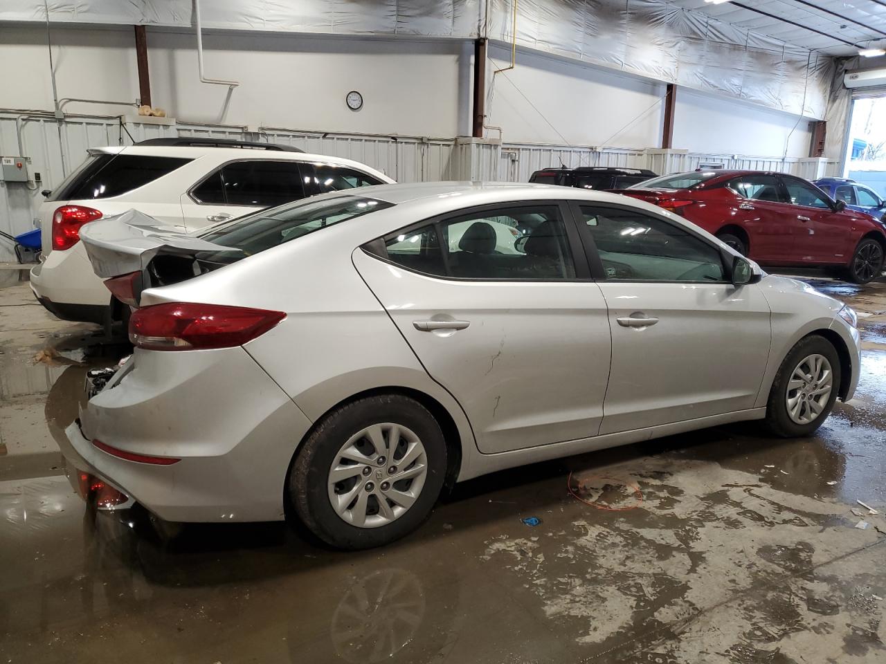 Photo 2 VIN: 5NPD74LF1JH350083 - HYUNDAI ELANTRA 