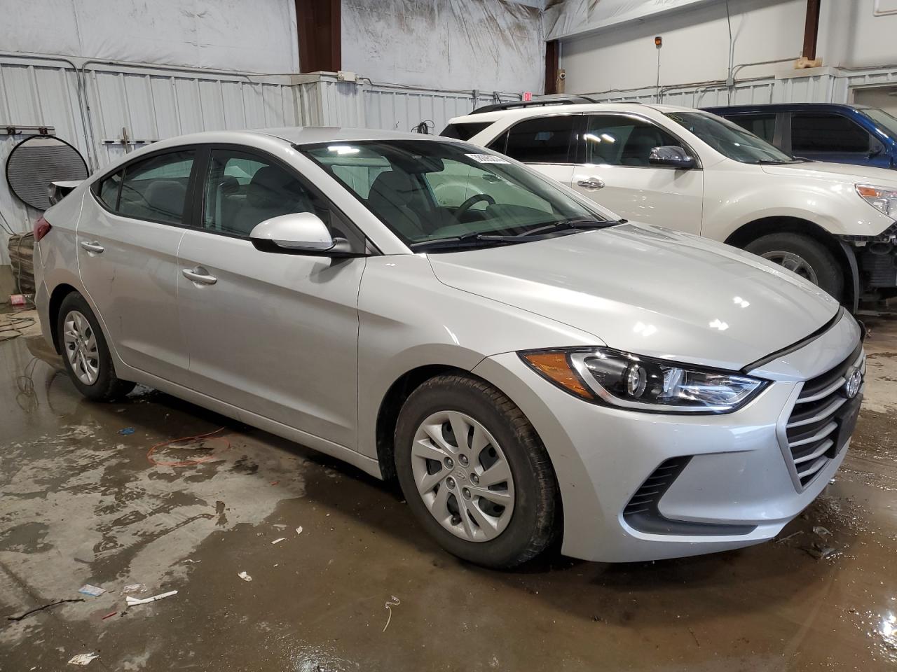 Photo 3 VIN: 5NPD74LF1JH350083 - HYUNDAI ELANTRA 