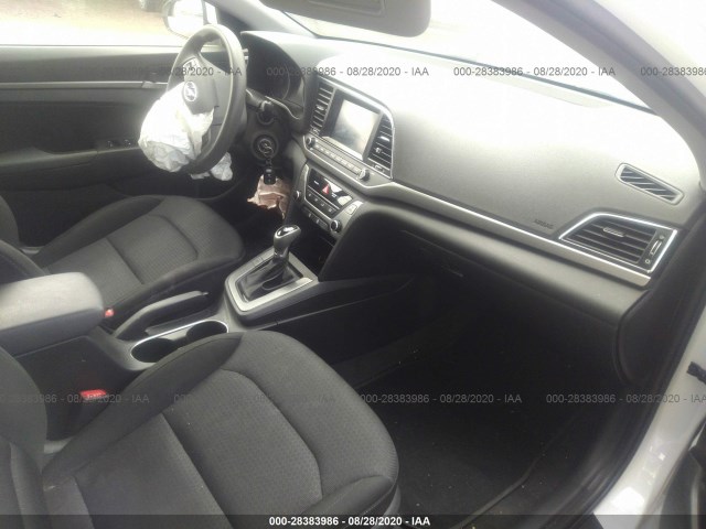 Photo 4 VIN: 5NPD74LF1JH388610 - HYUNDAI ELANTRA 