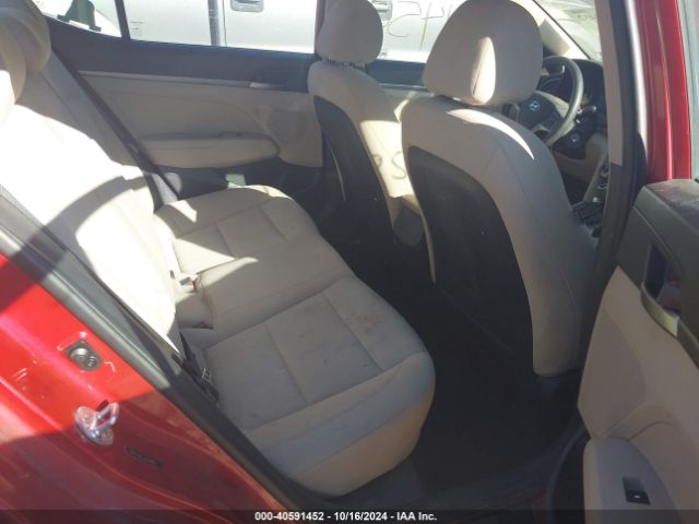 Photo 7 VIN: 5NPD74LF1JH394875 - HYUNDAI ELANTRA 