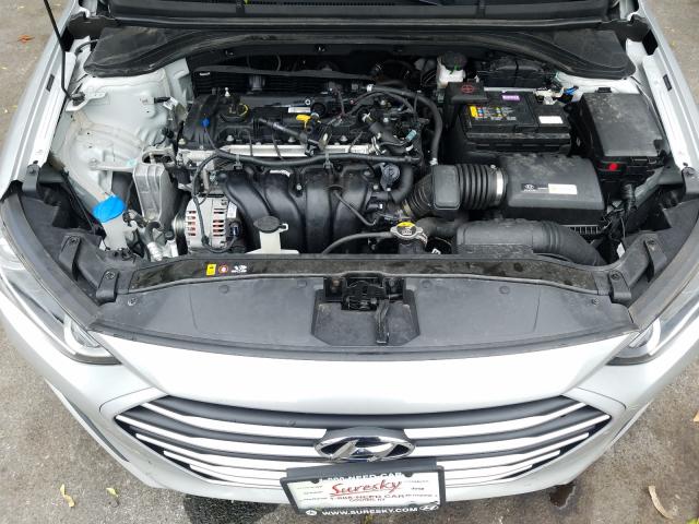 Photo 6 VIN: 5NPD74LF1JH400187 - HYUNDAI ELANTRA SE 