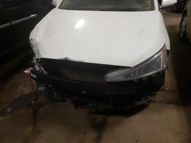 Photo 8 VIN: 5NPD74LF1KH415273 - HYUNDAI ELANTRA SE 