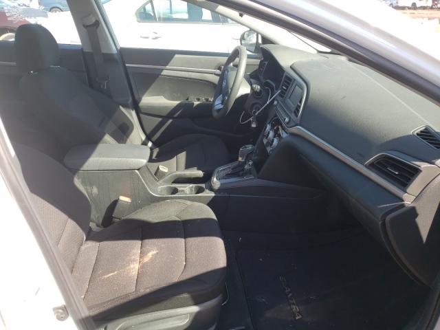 Photo 4 VIN: 5NPD74LF1KH427911 - HYUNDAI ELANTRA SE 