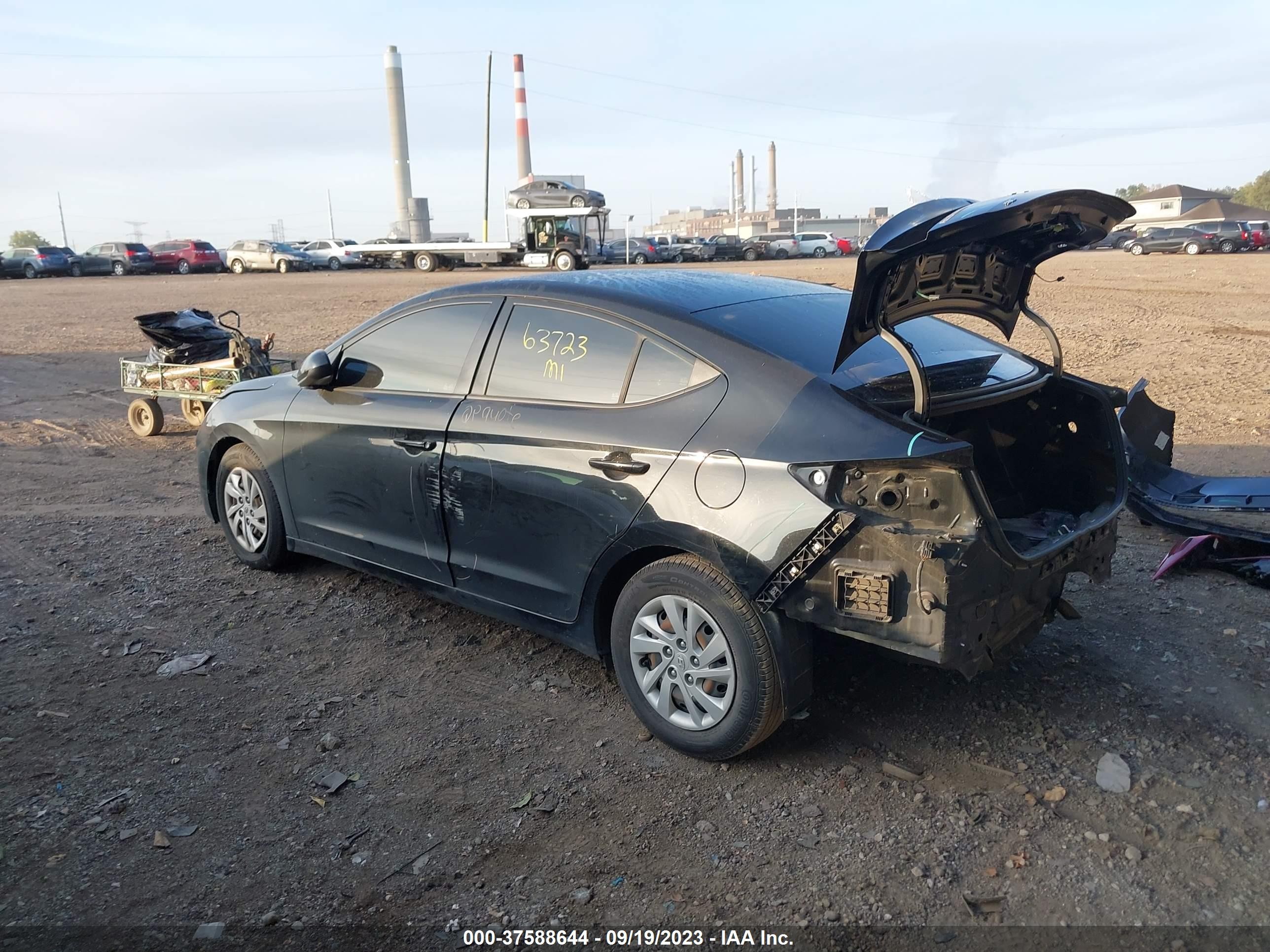 Photo 2 VIN: 5NPD74LF1KH436284 - HYUNDAI ELANTRA 