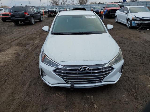 Photo 4 VIN: 5NPD74LF1KH441386 - HYUNDAI ELANTRA 