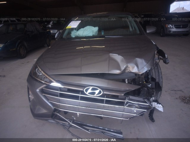 Photo 5 VIN: 5NPD74LF1KH454106 - HYUNDAI ELANTRA 