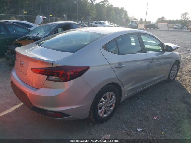 Photo 3 VIN: 5NPD74LF1KH454574 - HYUNDAI ELANTRA 