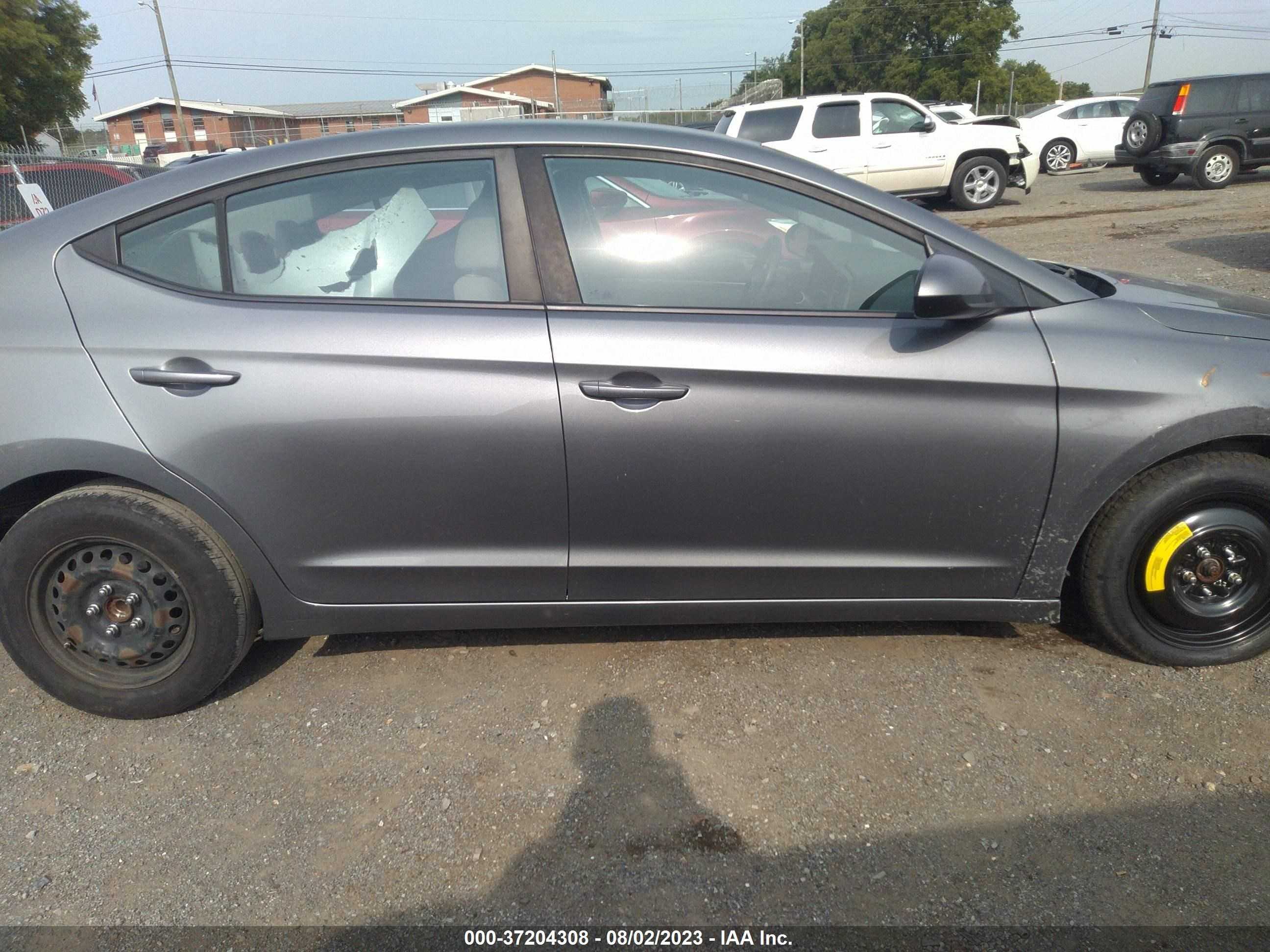 Photo 13 VIN: 5NPD74LF1KH457927 - HYUNDAI ELANTRA 