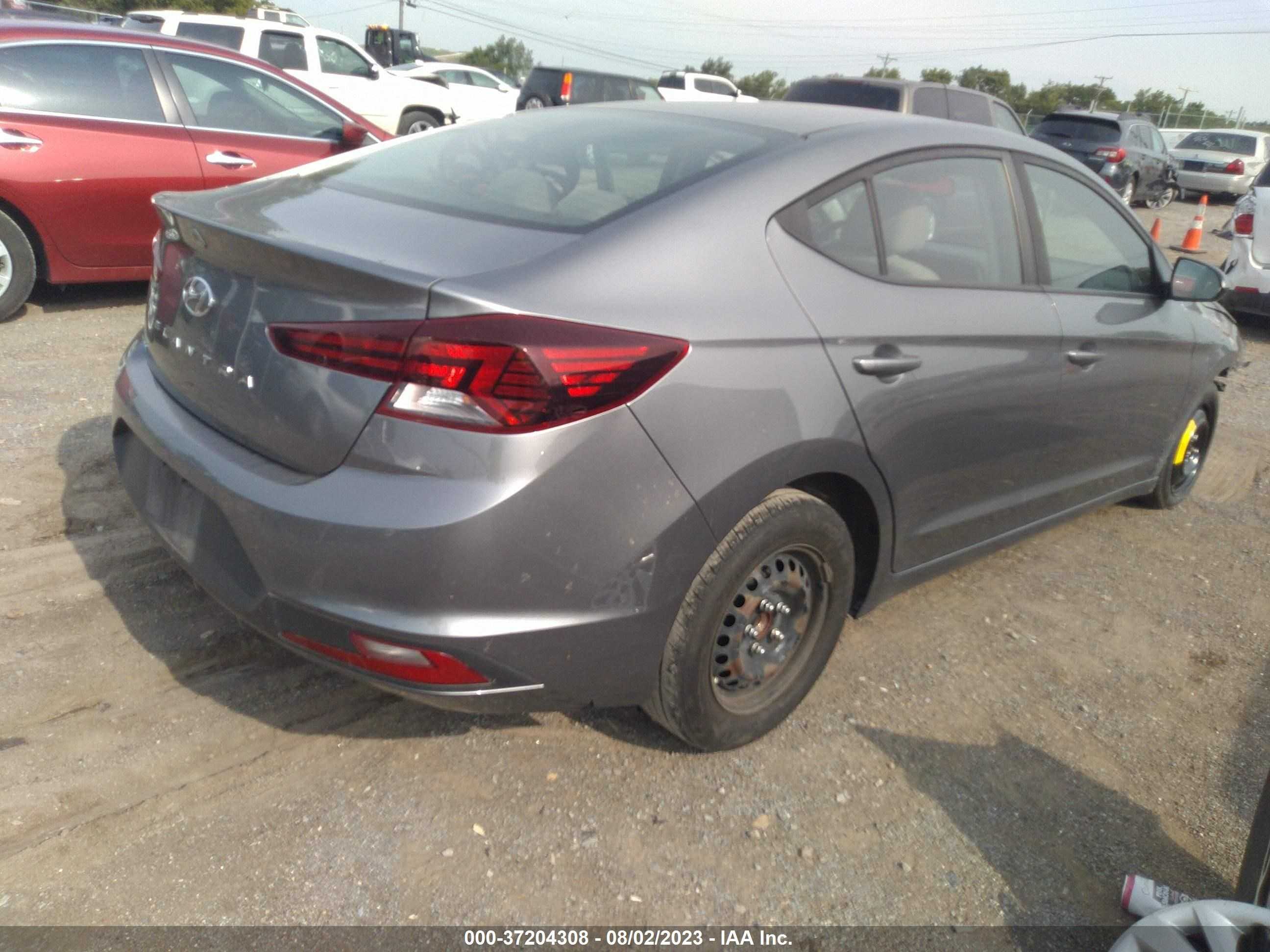 Photo 3 VIN: 5NPD74LF1KH457927 - HYUNDAI ELANTRA 