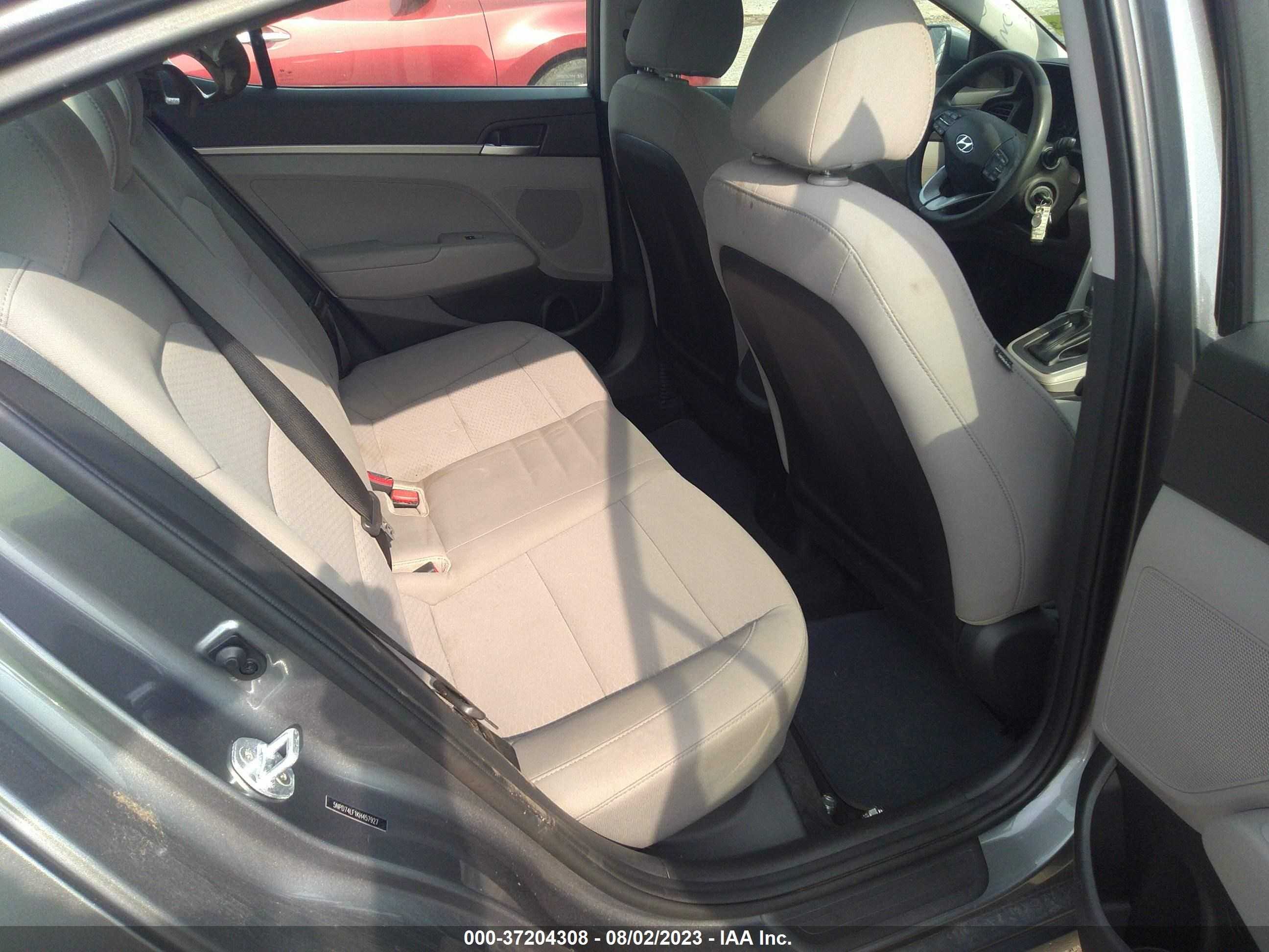 Photo 7 VIN: 5NPD74LF1KH457927 - HYUNDAI ELANTRA 