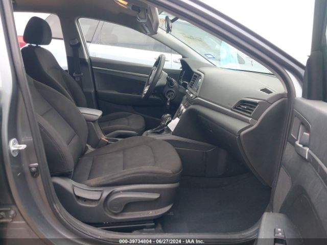 Photo 4 VIN: 5NPD74LF1KH463341 - HYUNDAI ELANTRA 