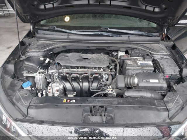 Photo 9 VIN: 5NPD74LF1KH463517 - HYUNDAI ELANTRA 